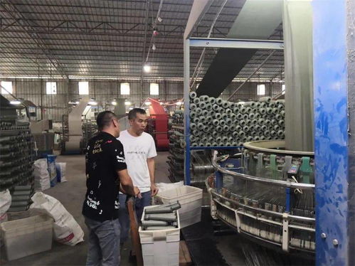 太平鎮開展專項安全檢查，煙花爆竹店、塑料廠與五金廠等單位接受全面排查